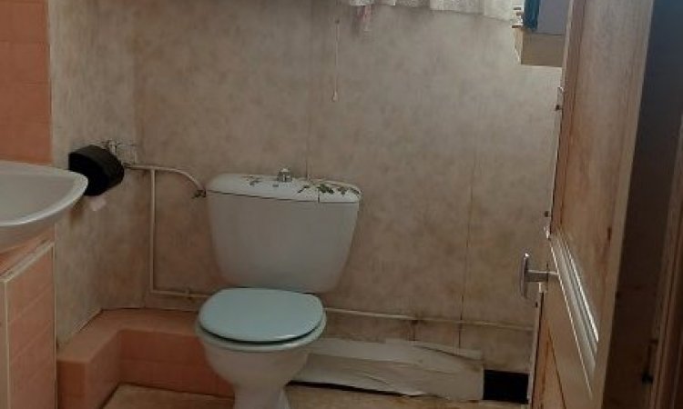 Photo de la salle de douche après le débarras par Eric Mourot Débarras à Le Cannet 